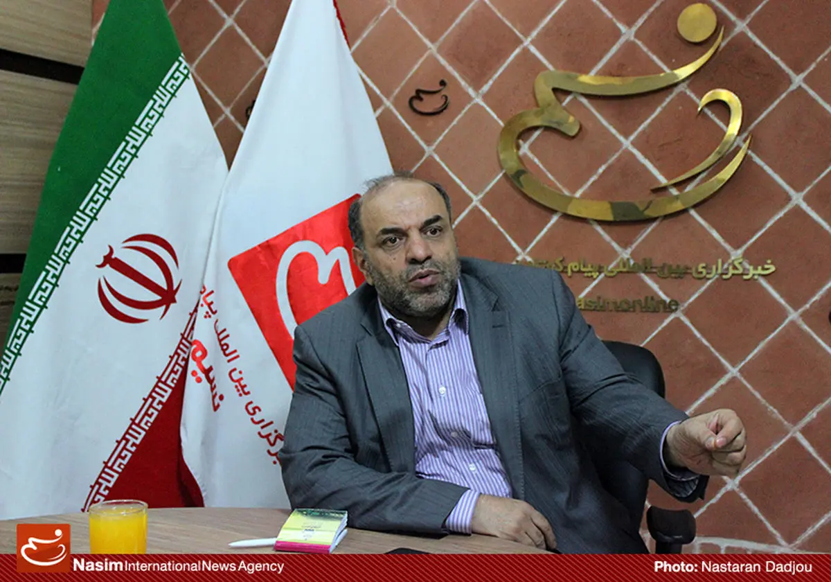 ندیمی: نمایندگان باید راه خدمت به مردم را  عوض کنند