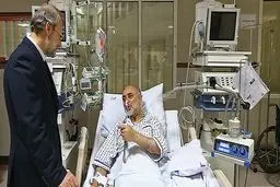 لاریجانی از صالحی عیادت کرد