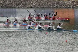 فرزین اسدی در مسابقات قایقرانی 