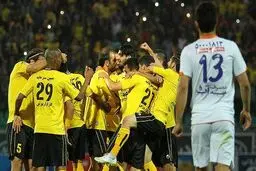 سپاهان برای پنجمین بار جام قهرمانی را بالای سر برد