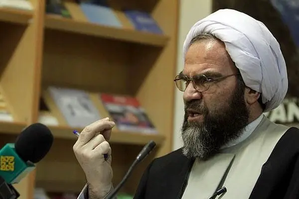 غرویان: باید بتوانیم در کل جهان دفاع عقلانی و منطقی از دین پیامبر(ص) ارائه دهیم
