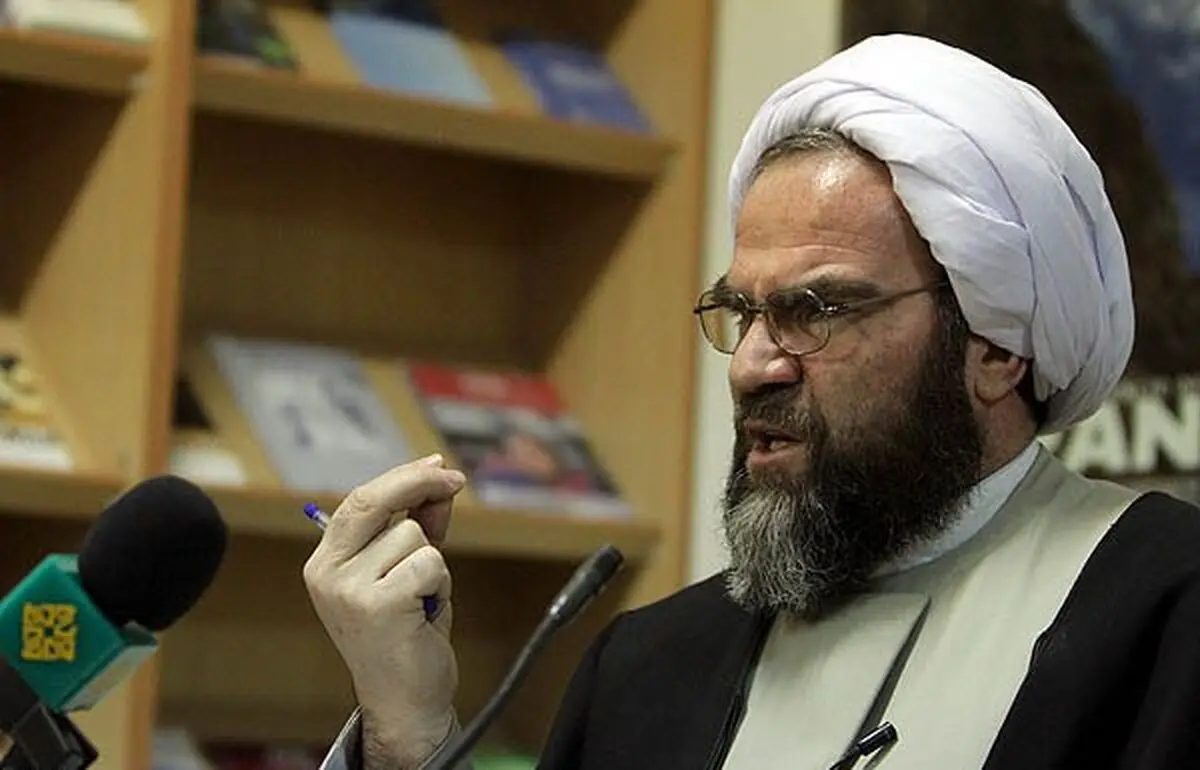 غرویان: باید بتوانیم در کل جهان دفاع عقلانی و منطقی از دین پیامبر(ص) ارائه دهیم