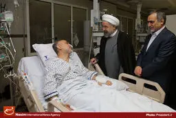 رئیس جامعه جراحان: رئیس سازمان انرژی اتمی فقط یک بار عمل شد