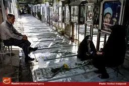 عضو  شورای شهر تهران از اعتراض خانواده‌های شهدا به ساماندهی قبور شهدا خبر داد