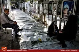 عضو  شورای شهر تهران از اعتراض خانواده‌های شهدا به ساماندهی قبور شهدا خبر داد