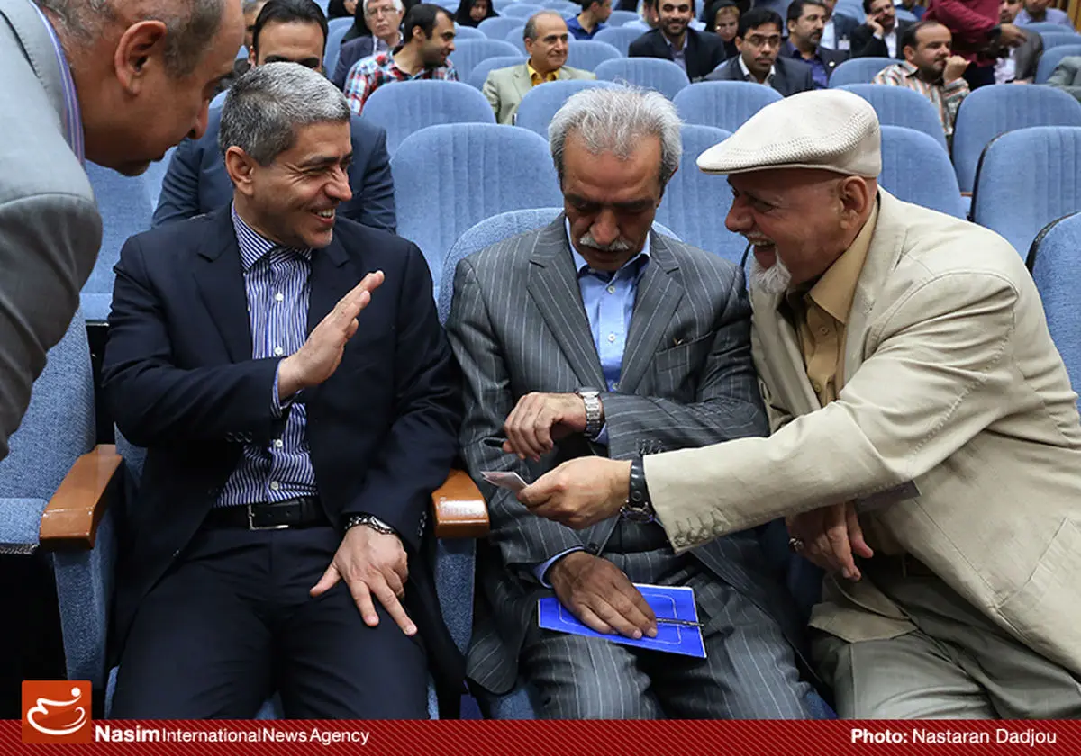 گزارش تصویری:: همایش همدلی و همزبانی در اتاق بازرگانی ایران