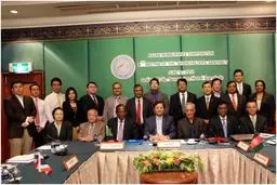 مدیرعامل بزرگترین بانک جهان اسلام در هیأت مدیره یک بیمه تایلندی چه می‌کند؟