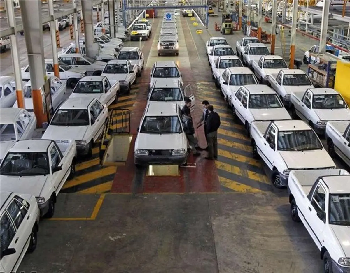 قیمت خودروهای داخلی در بازار کاهش یافت+ جدول