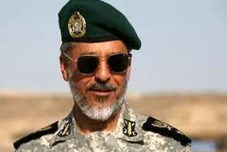 دریادار سیاری: همه ما باید برای اجرای منویات ولی فقیه بیش از پیش تلاش کنیم