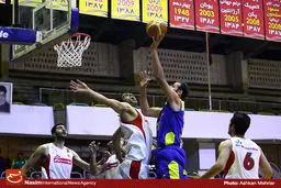 مهرام در نیمه نهایی لیگ حرفه‌ای بسکتبال از سد پتروشیمی گذشت