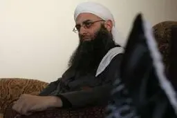 شیخ تکفیری فراری خواستار حمله داعش و جبهه النصره به لبنان شد