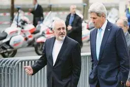 ظریف: آمریکا برای راضی‌کردن متحدان منطقه‌ای‌ خود به فرافکنی رو آورده است