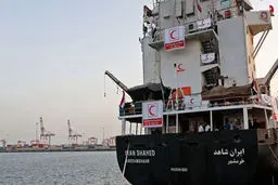 محموله کشتی امدادرسانی ایرانی با حضور نماینده سازمان ملل در جیبوتی تخلیه می‌شود