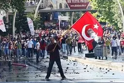 سوءقصد به کاندیداهای انتخابات پارلمانی ترکیه افزایش یافته است