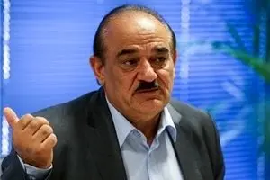 رئیس اتحادیه دامداران:  دولت شیر خام را به قیمت سال پیش هم از ما نمی‌خرد!