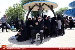 سخنگوی اورژانس تهران از خدمات‌رسانی به ۶۳۷۰ زائر امام خمینی (ره) خبر داد