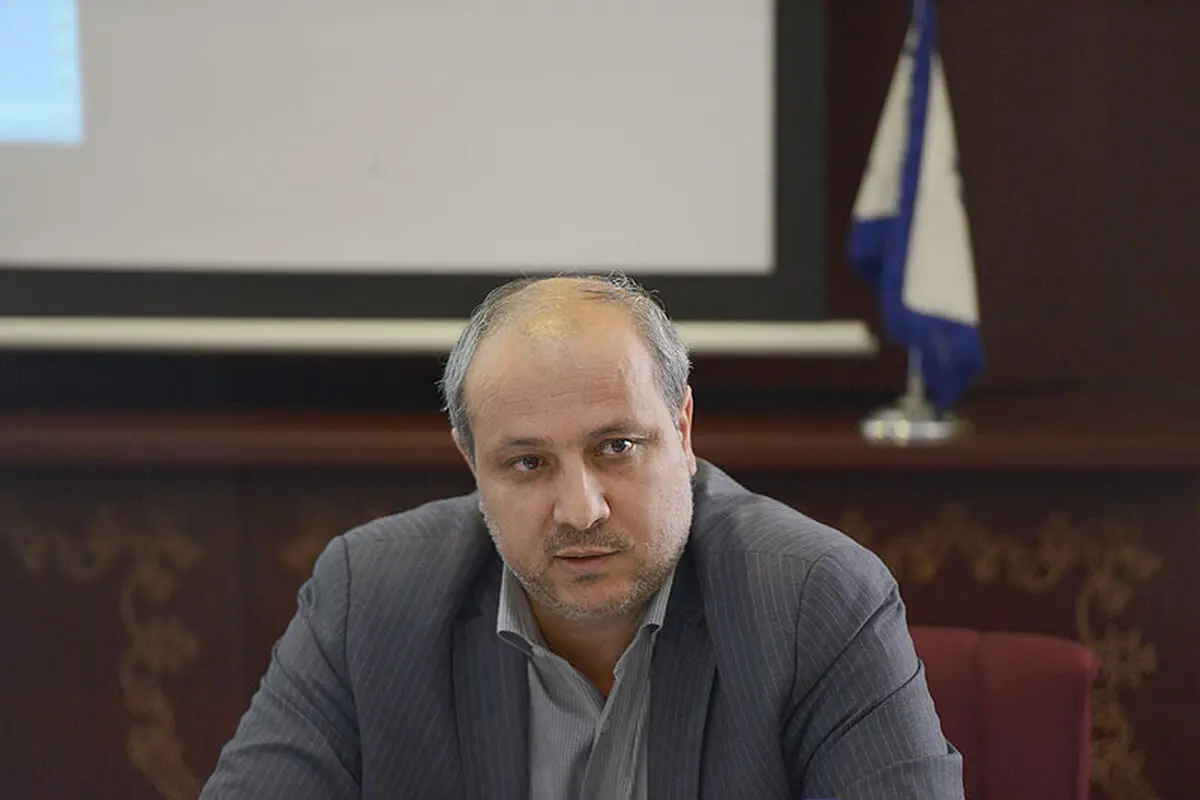مناف هاشمی: تاکید وزیر ورزش و جوانان بر پرهیز از سیاسی‌کاری است