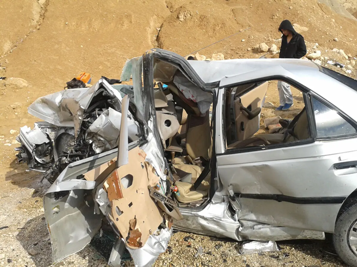 برخورد وانت نیسان با یک دستگاه  پژو پارس در محور خاش به زاهدان چهار کشته بر جای گذاشت