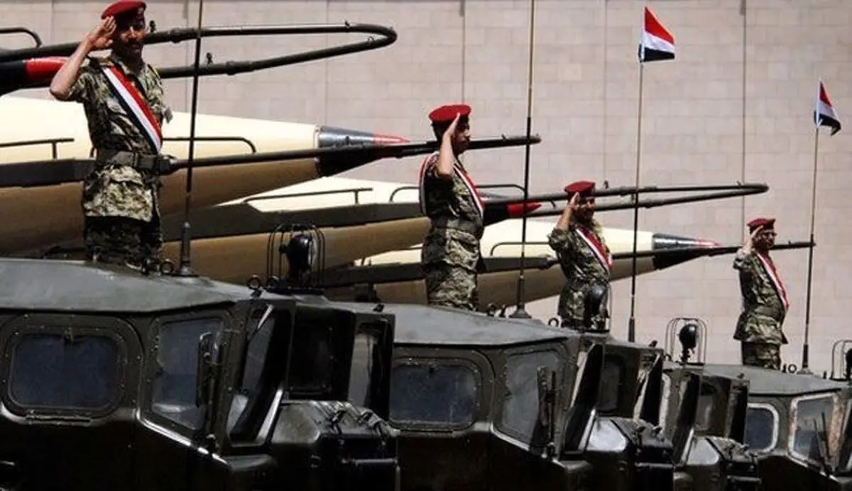 فیلم: لحظه شلیک "اسکاد" به پایگاه نظامی سعودی