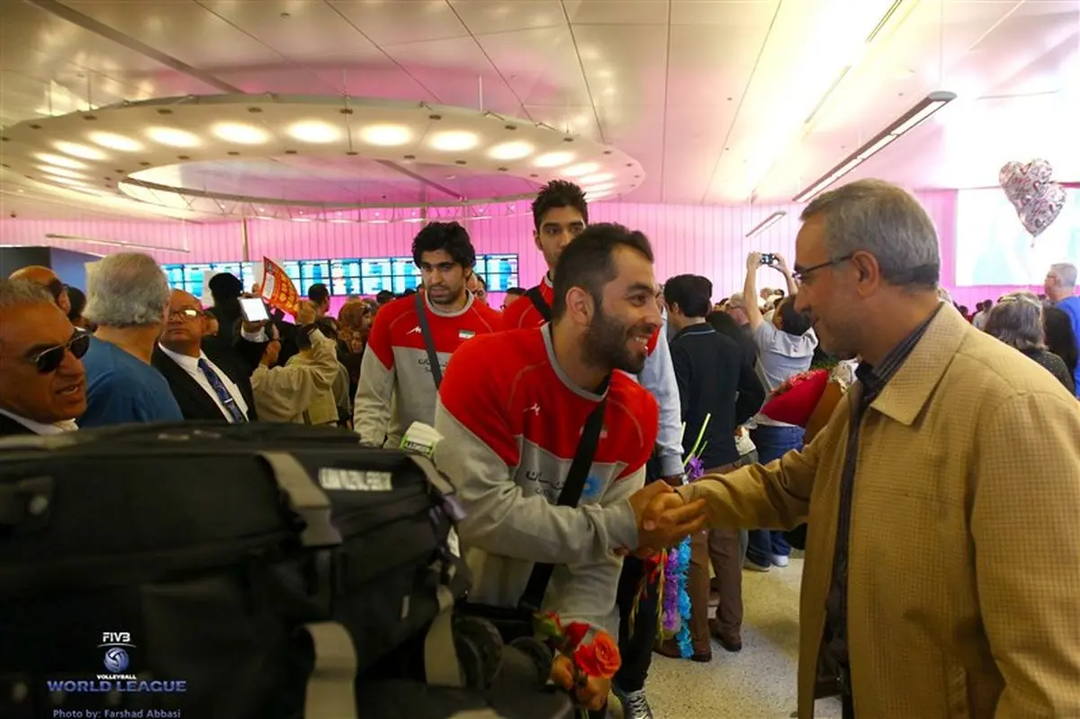 تیم ملی والیبال به کازان رسید