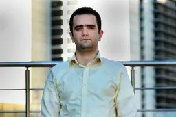 اقتصاددان حامی دولت: روحانی ترسید در انتخابات آینده رأی‌اش کم شود، وگرنه بنزین را گرانتر می‌کرد