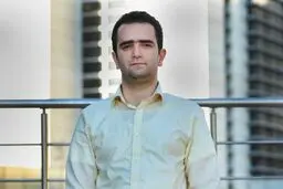 اقتصاددان حامی دولت: روحانی ترسید در انتخابات آینده رأی‌اش کم شود، وگرنه بنزین را گرانتر می‌کرد