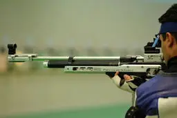 باقری در تفنگ ۱۰ متر،  بیست و هشتم شد