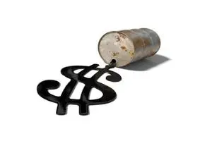 قیمت نفت تا پایان امسال در محدوده ۶۲ دلار معامله می‌شود