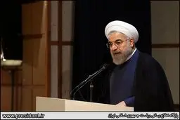 روحانی: تا می‌گوییم انتقاد کنید  زبان‌ها برای انتقاد از دولت و رئیس‌جمهور باز می‌شود و گل از گلشان می‌شکفد