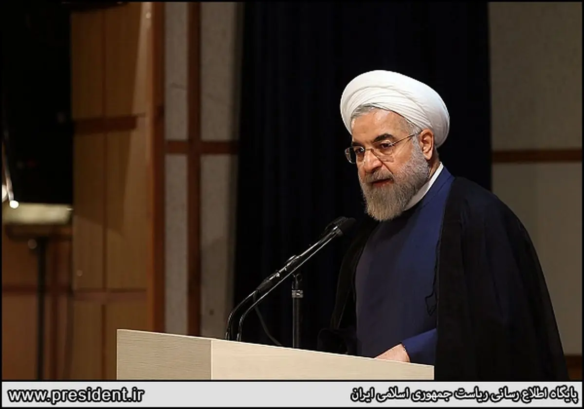 روحانی: تا می‌گوییم انتقاد کنید  زبان‌ها برای انتقاد از دولت و رئیس‌جمهور باز می‌شود و گل از گلشان می‌شکفد