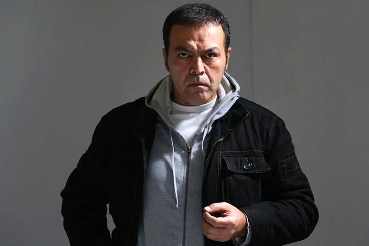 "فریبرز عرب‌نیا" روی صحنه تئاتر می‌رود