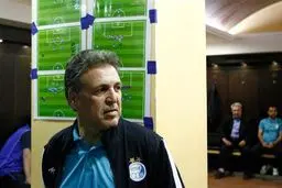 جواد زرینچه: باشگاه استقلال با من تماس گرفته است