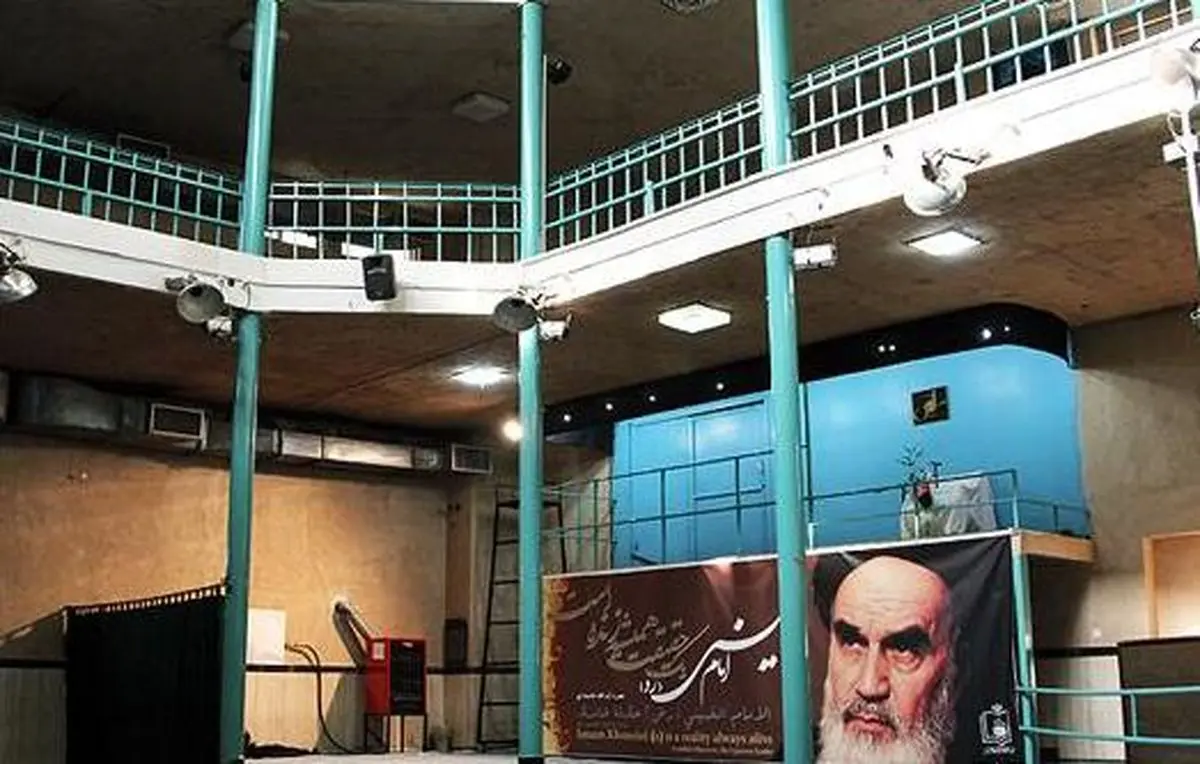 هنرمندان پیشکسوت با آرمان‌های امام تجدید میثاق کردند