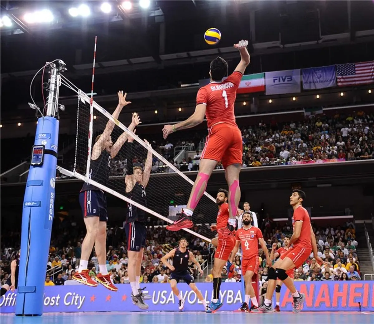 گزارش تصویری:: دیدار دوم ایران و آمریکا