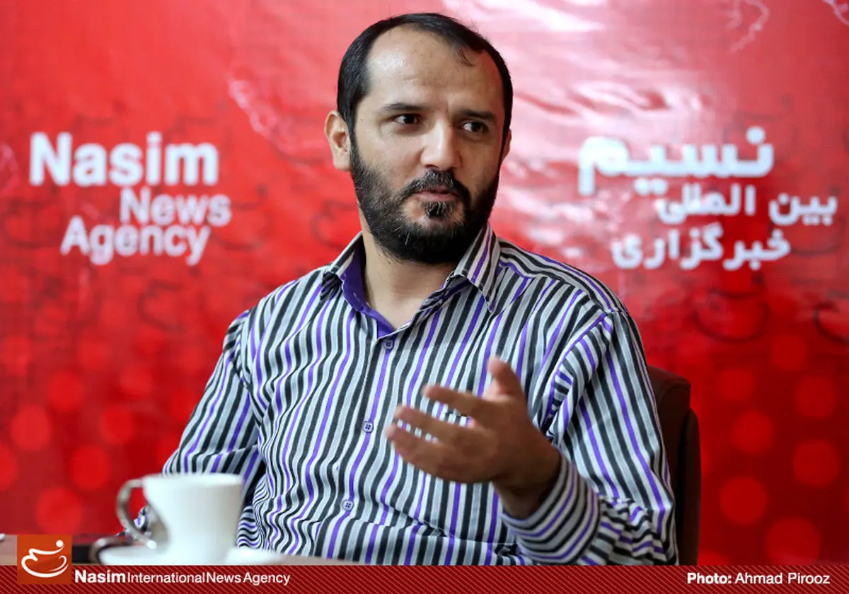 روایتی از عکس‌هایی که در "دایرة المعارف مصور تاریخ زندگی امام خمینی(ره)" چاپ نشد!‌