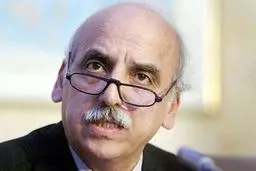 اقتصاددان حامی دولت: با رفع تحریمها مسائل بنیادی حل نمیشود