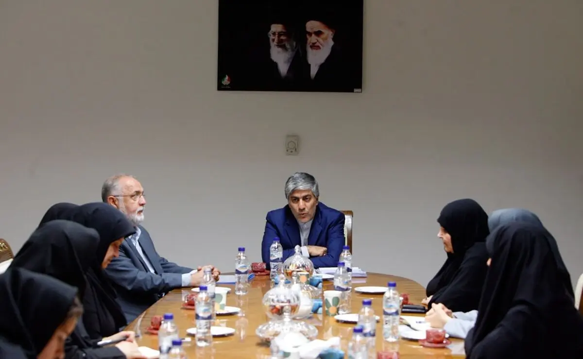 کیومرث هاشمی: پتانسیل ورزش زنان ایران بالا است