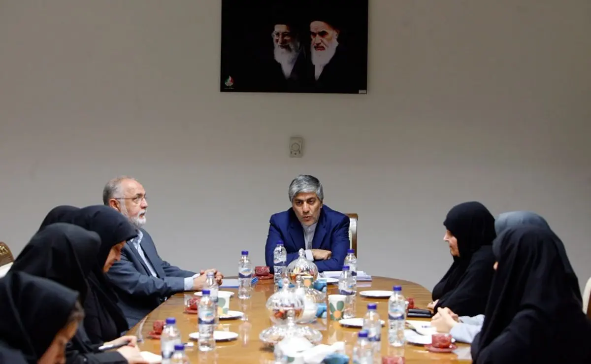 کیومرث هاشمی: پتانسیل ورزش زنان ایران بالا است