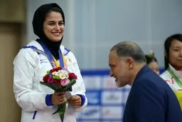 نجمه خدمتی: مشکلات فشنگ همچنان حل نشده است