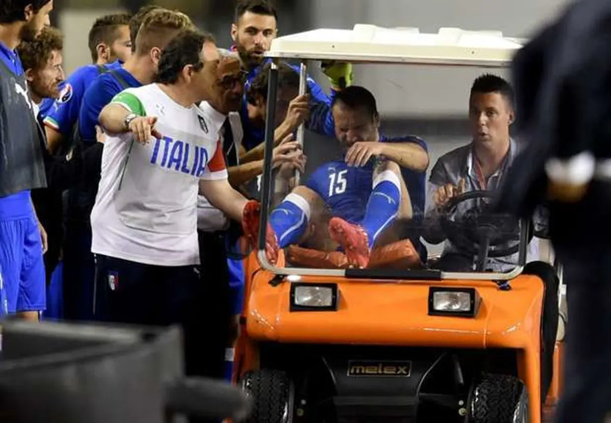مدافع تیم ملی ایتالیا هشت ماه قادر به بازی نیست