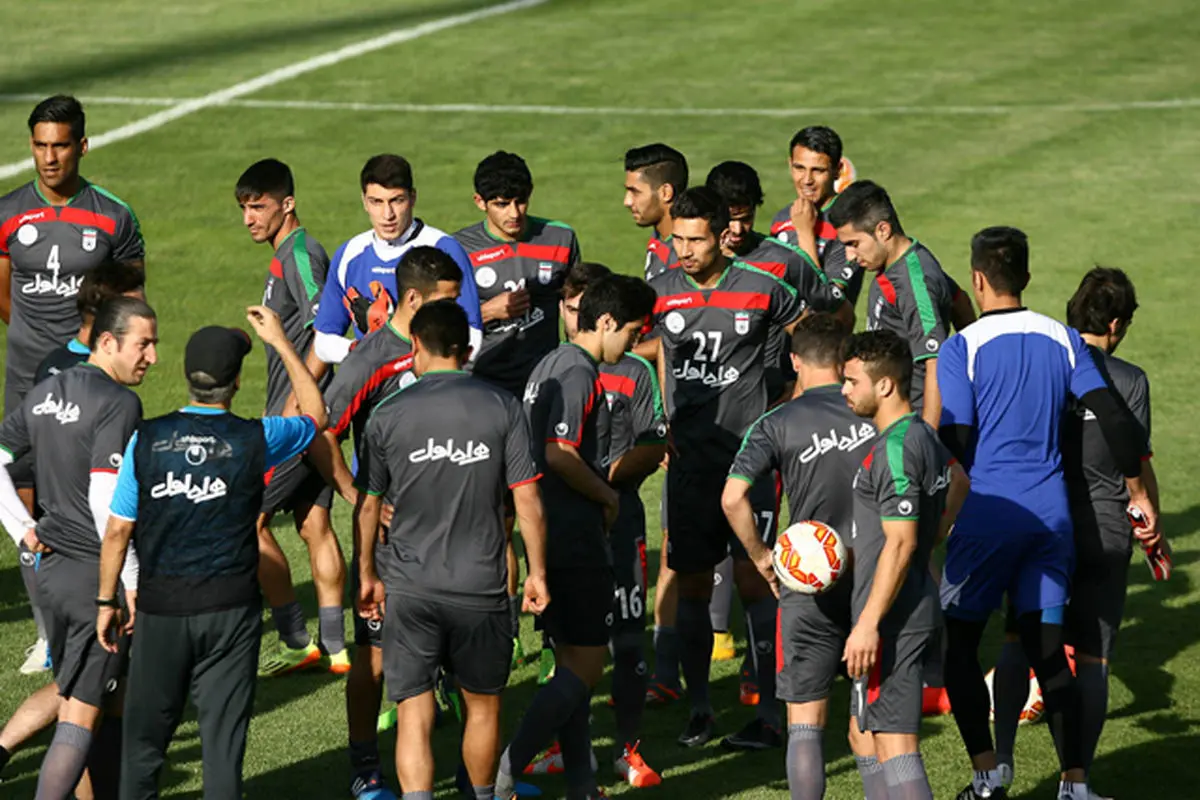 تیم ملی فوتبال به سمت "داش‌آغوز" پرواز کرد