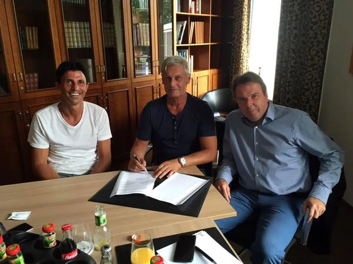 "آرمین فه" سرمربی آینتراخت فرانکفورت شد