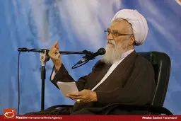 آیت‌الله موحدی کرمانی: به صورت جدی به فکر باشید افراد صالح وارد مجلس کنید