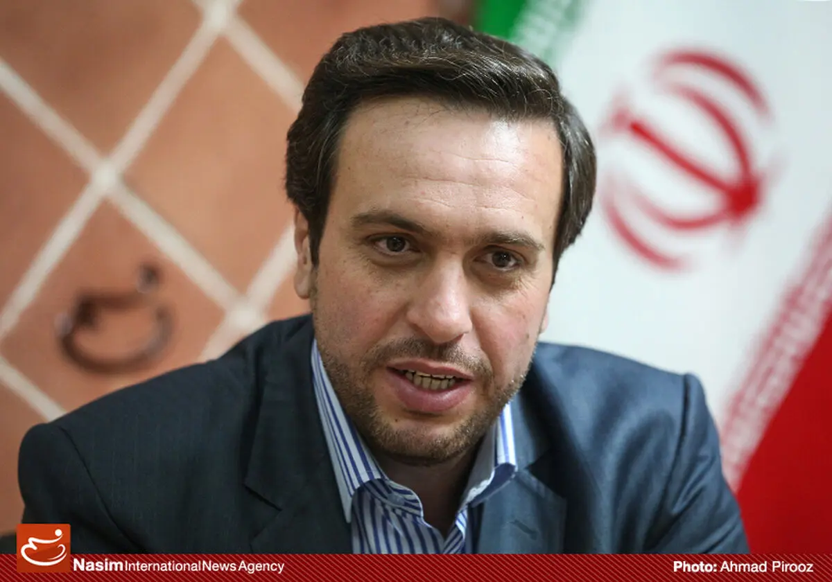 مجید یراق‌بافان: اگر دستانمان بسته شود، بال‌هایمان قدرت پرواز بیشترى پیدا می‌گیرد