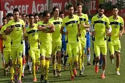 مهاجم فصل قبل فولاد در تمرین گسترش‌فولاد شرکت کرد