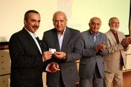 آبکاریان: در لیگ ملی و حرفه‌ای خسته شدم و استعفا دادم