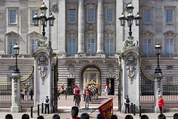 هزینه ۱۵۰ میلیون پوندی تعمیرات کاخ ملکه انگلیس