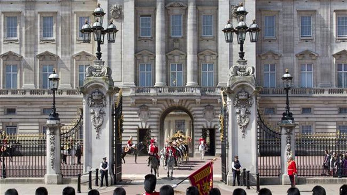 هزینه ۱۵۰ میلیون پوندی تعمیرات کاخ ملکه انگلیس