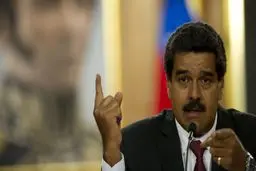 ونزوئلا خط اعتبار ۵۰۰ میلیون دلاری با ایران امضا کرد