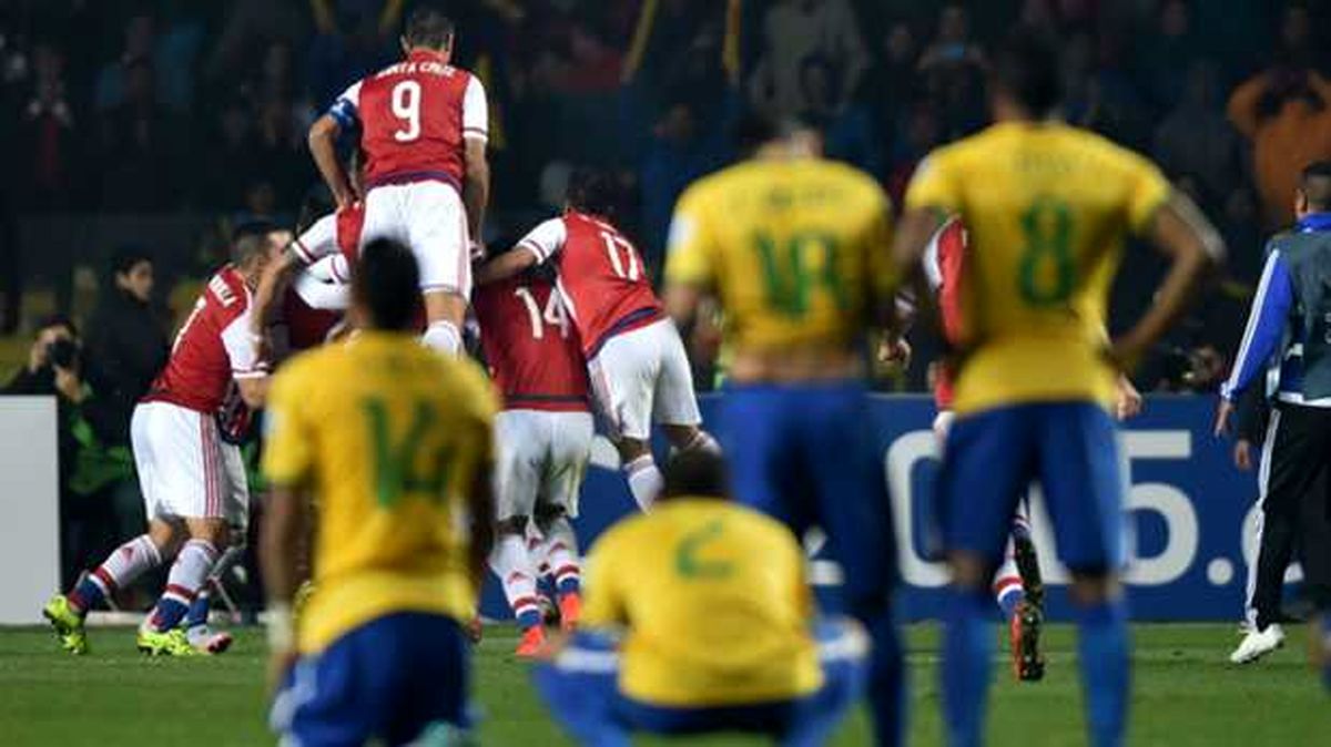 تیم فوتبال برزیل برابر پاراگوئه شکست خورد و حذف شد
